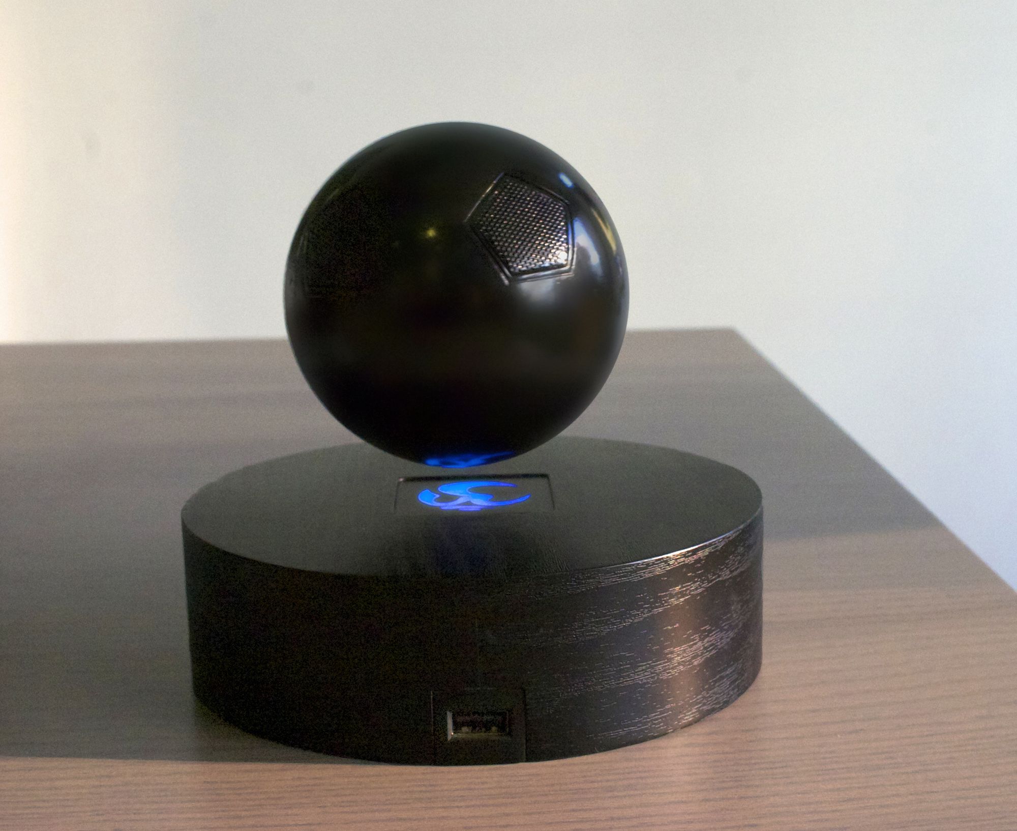 OM/ONE,levitating Bluetooth speaker
