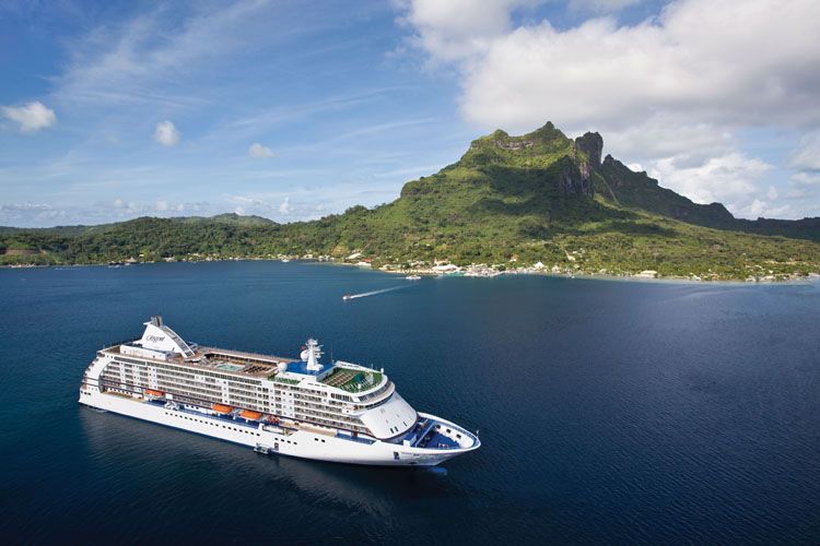 Regents Seven Seas Voyager Cruises Guests to Paradise