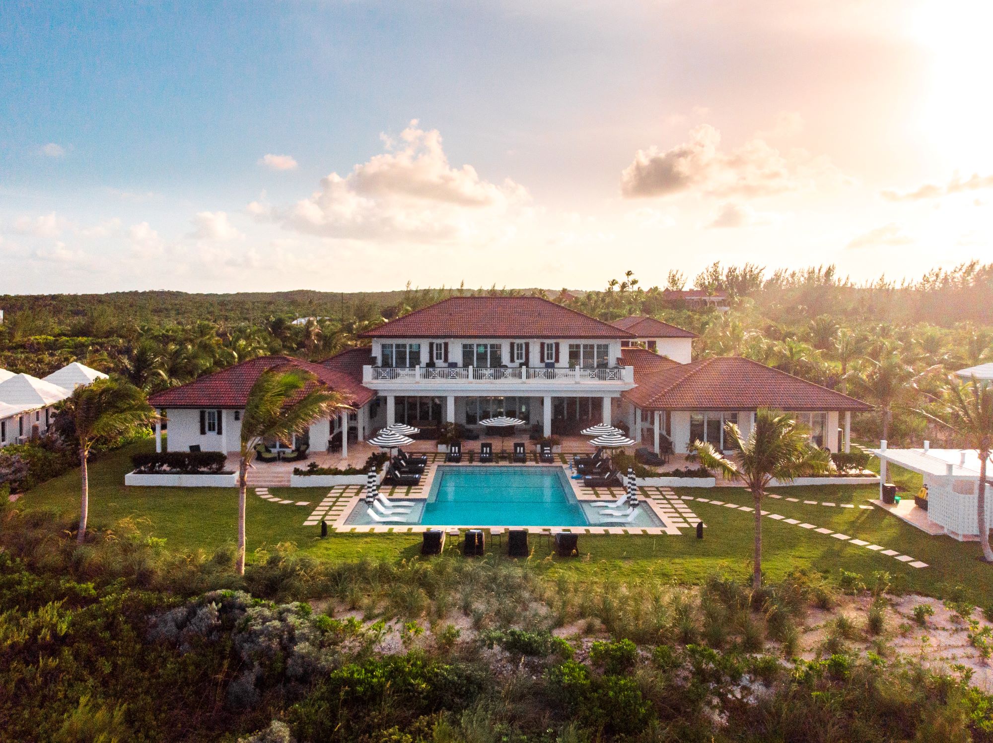 Bahamian Paradise Found: Snaresbrook Manor an Impeccable Luxury Escape in Eleuthera